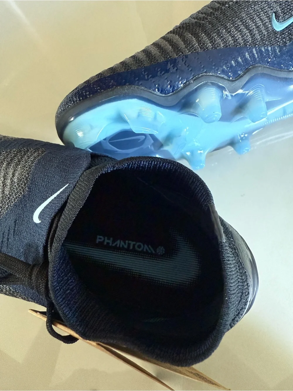 Nike Phantom 6 Elite Black & Light Blue Soccer Cleats - Womens 8/Mens 6.5